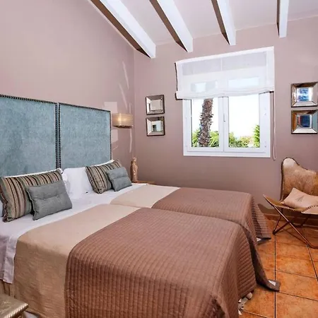 Bini Cel - Exclusive, Charming, Heated Pool, Perfect Location Near Beach Binibeca