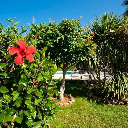 Bini Cel - Exclusive, Charming, Heated Pool, Perfect Location Near Beach ヴィラ ビニベカ